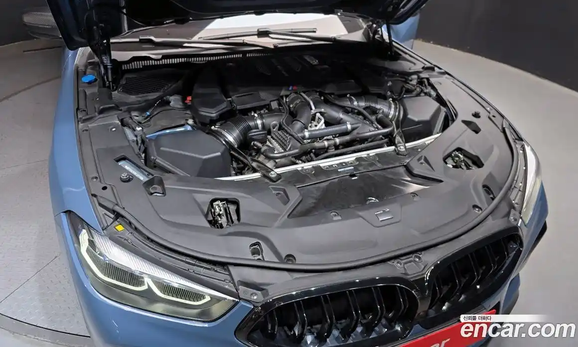 BMW M8 2022 4.4 Автомат в Москве № 858510, фото 6