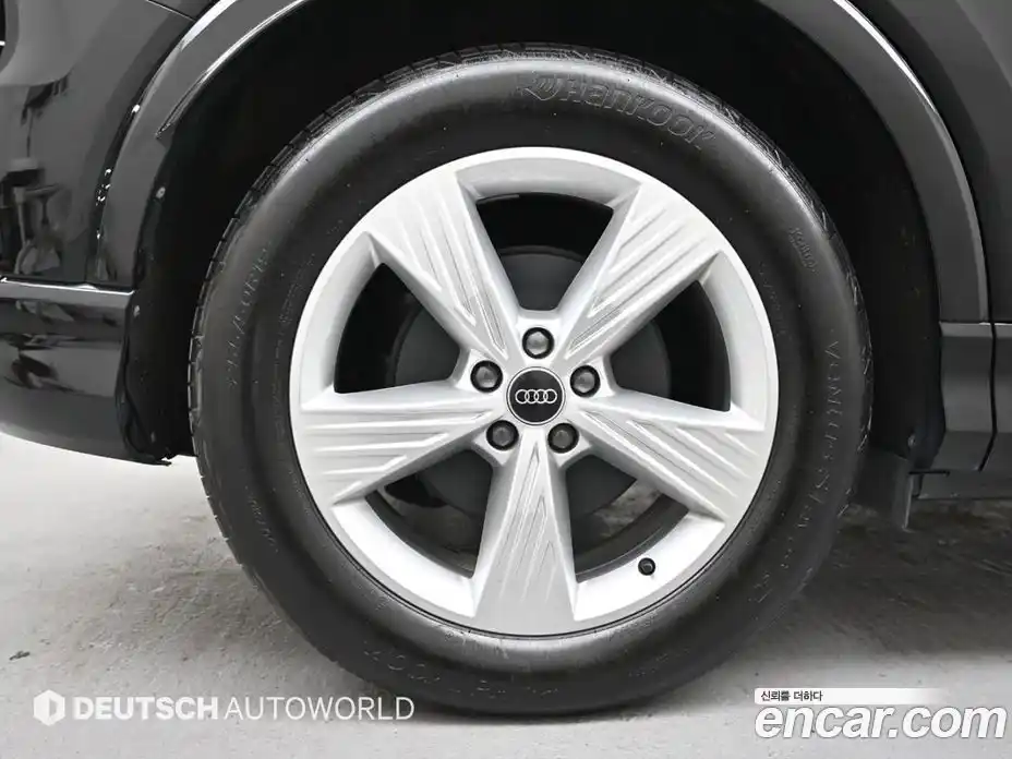 Audi Q4 e-tron 2023 0.2 Автомат в Москве № 859646, фото 5