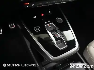 Audi Q4 e-tron 2023 0.2 Автомат в Москве № 859646, миниатюра 9