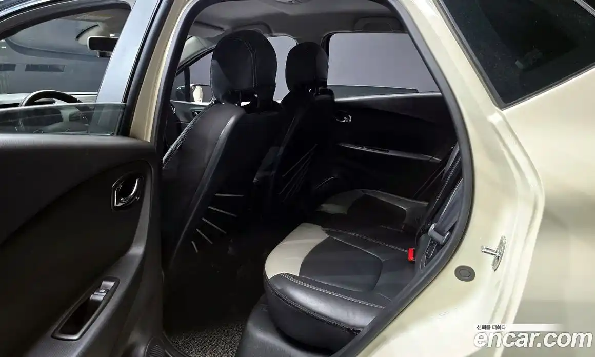 Renault QM3 2016 1.5 Автомат в Москве № 885754, фото 13