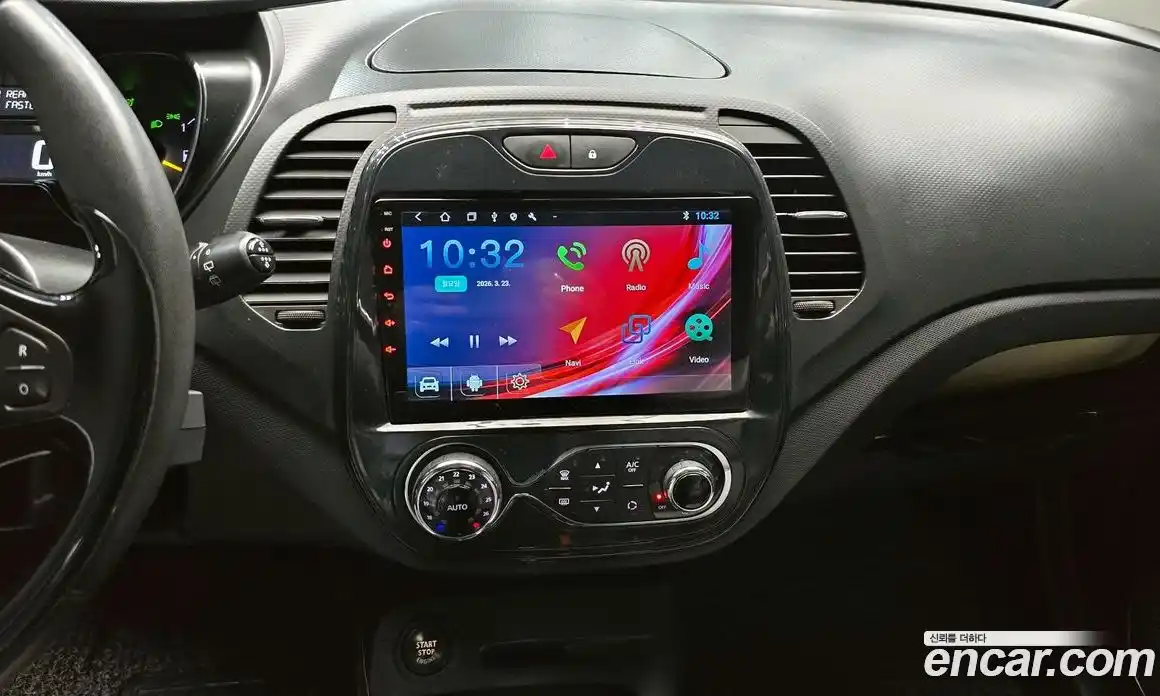 Renault QM3 2016 1.5 Автомат в Москве № 885754, фото 16