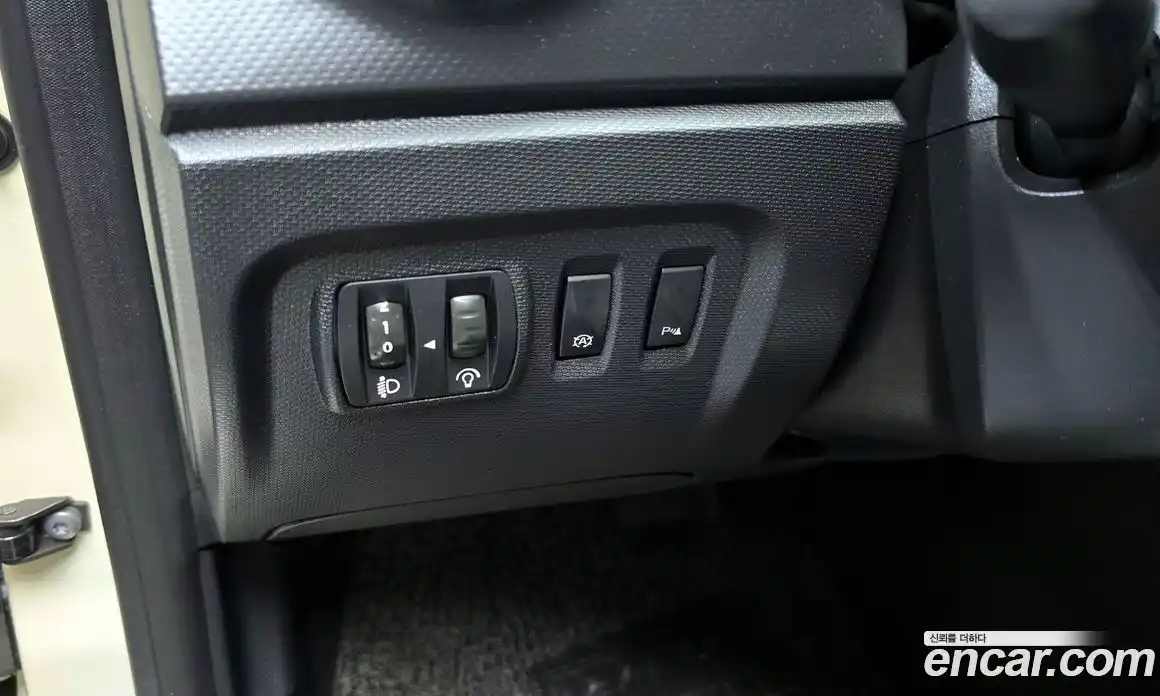 Renault QM3 2016 1.5 Автомат в Москве № 885754, фото 17