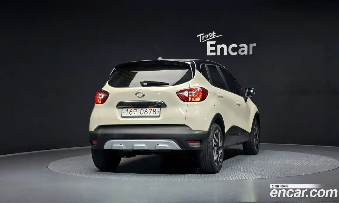 Renault QM3 2016 1.5 Автомат в Москве № 885754, фото 4