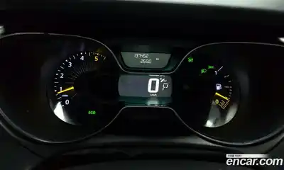 Renault QM3 2016 1.5 Автомат в Москве № 885754, миниатюра 8