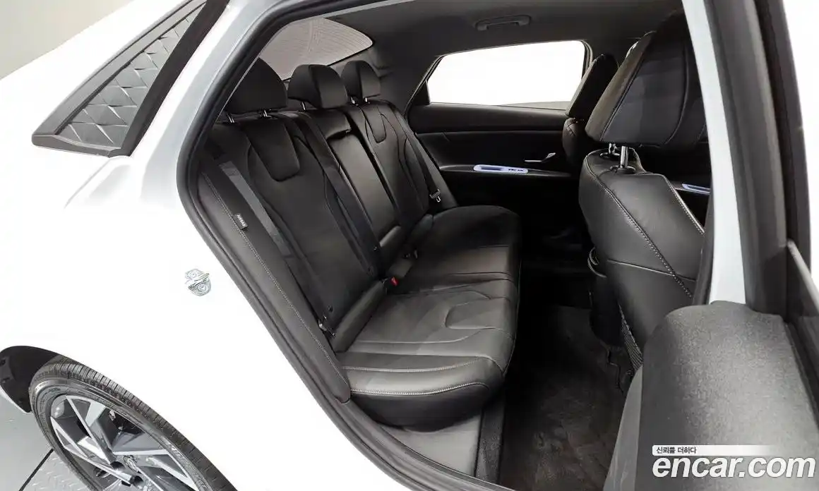 Hyundai Avante 2025 1.6 Автомат в Москве № 885962, фото 12