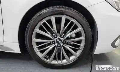 Hyundai Grandeur 2018 3.0 Автомат в Москве № 886582, миниатюра 5