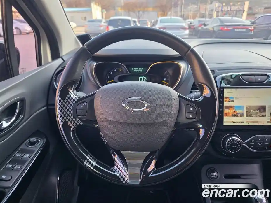 Renault QM3 2015 1.5 Автомат в Москве № 887413, фото 13