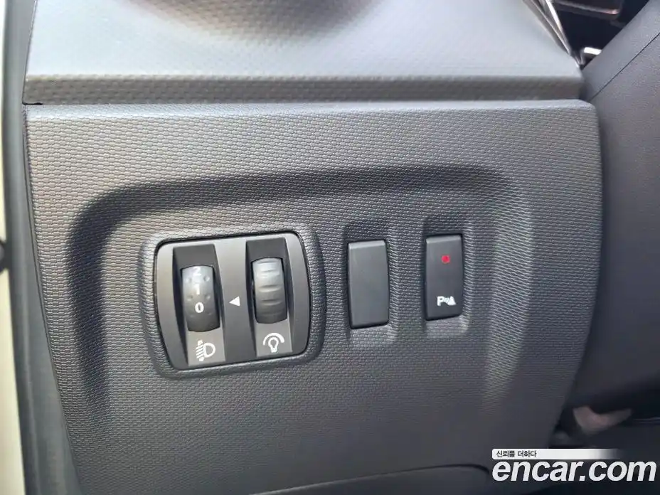 Renault QM3 2015 1.5 Автомат в Москве № 887413, фото 17