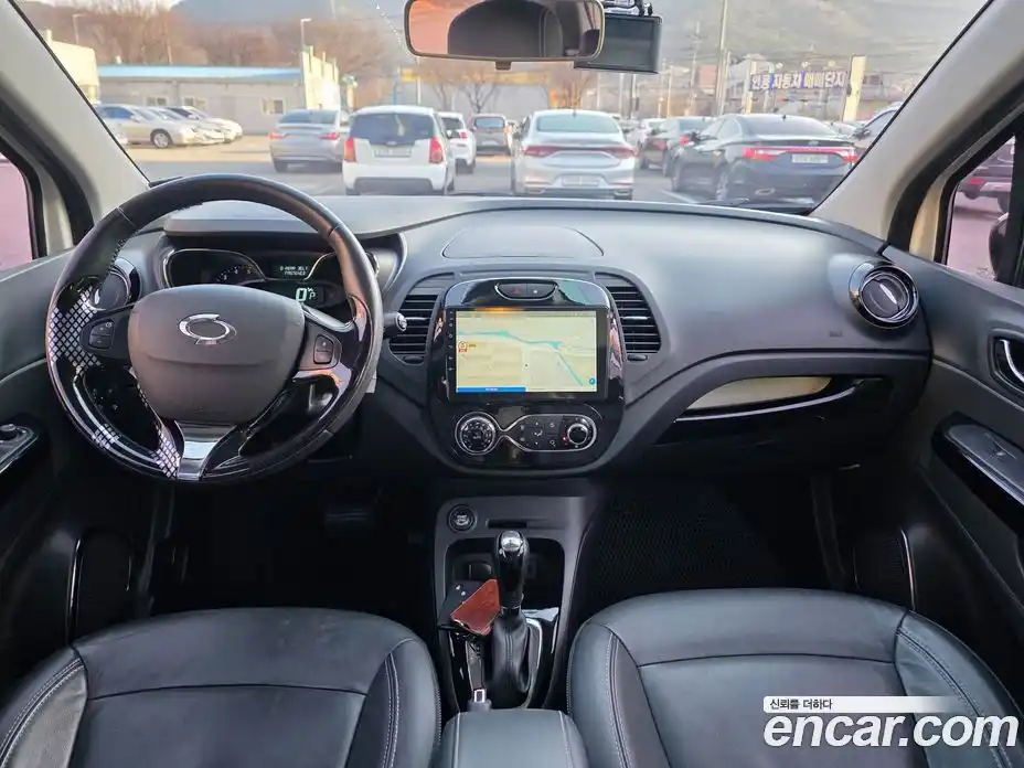Renault QM3 2015 1.5 Автомат в Москве № 887413, фото 7