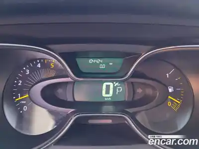 Renault QM3 2015 1.5 Автомат в Москве № 887413, миниатюра 8