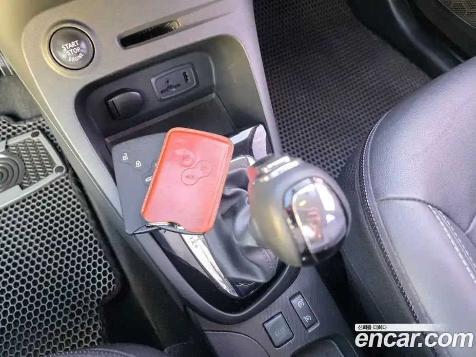 Renault QM3 2015 1.5 Автомат в Москве № 887413, фото 9