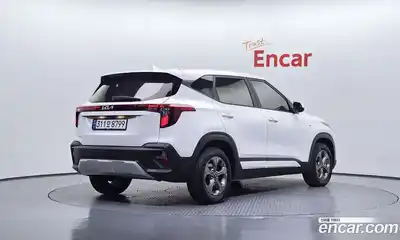 Kia Seltos 2024 1.6 Автомат в Москве № 887448, миниатюра 2