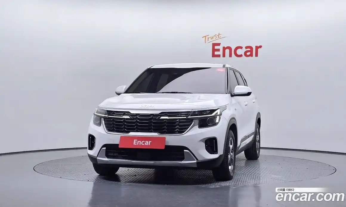 Kia Seltos 2024 1.6 Автомат в Москве № 887448, фото 3