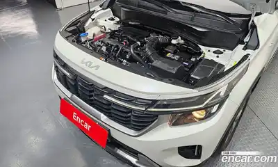 Kia Seltos 2024 1.6 Автомат в Москве № 887448, миниатюра 6