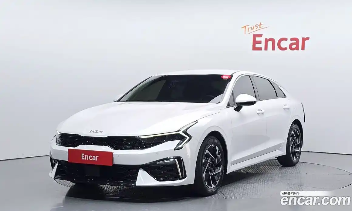 Kia K5 2024 2.0 Автомат в Москве № 887519, фото 1