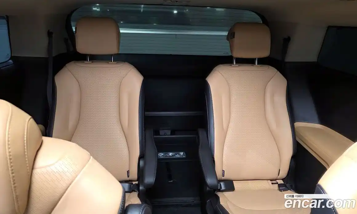 Kia Canival 2021 2.2 Автомат в Москве № 887520, фото 13