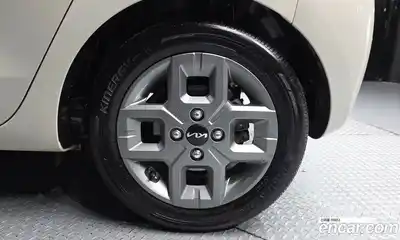 Kia Ray 2023 1.0 гидро в Москве № 887858, миниатюра 5