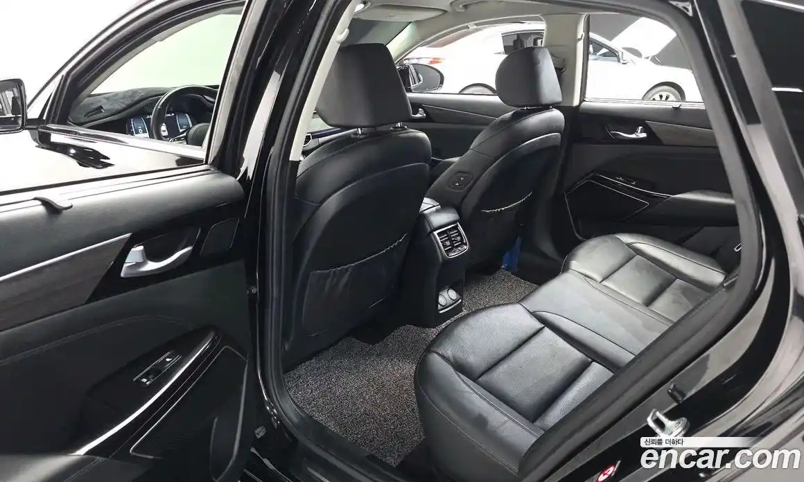 Kia K7 2021 2.4 Автомат в Москве № 888306, фото 12