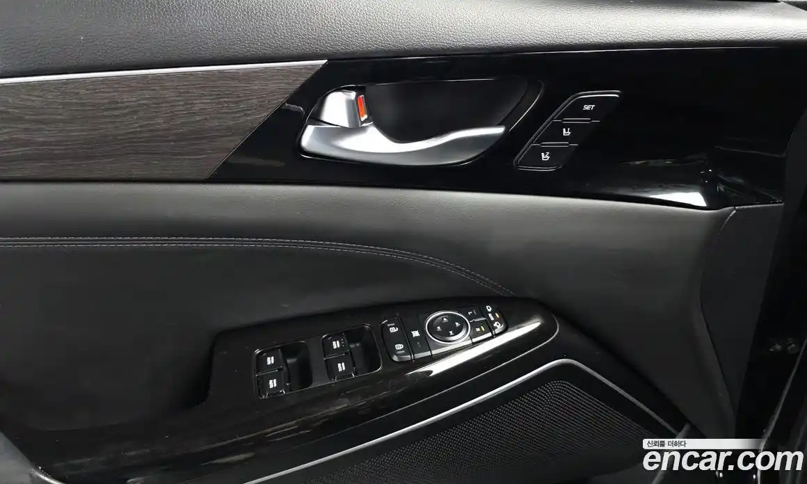 Kia K7 2021 2.4 Автомат в Москве № 888306, фото 17