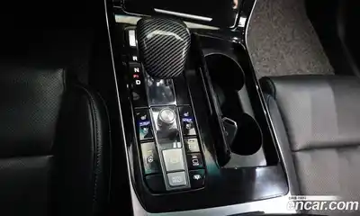 Kia K7 2021 2.4 Автомат в Москве № 888306, миниатюра 9