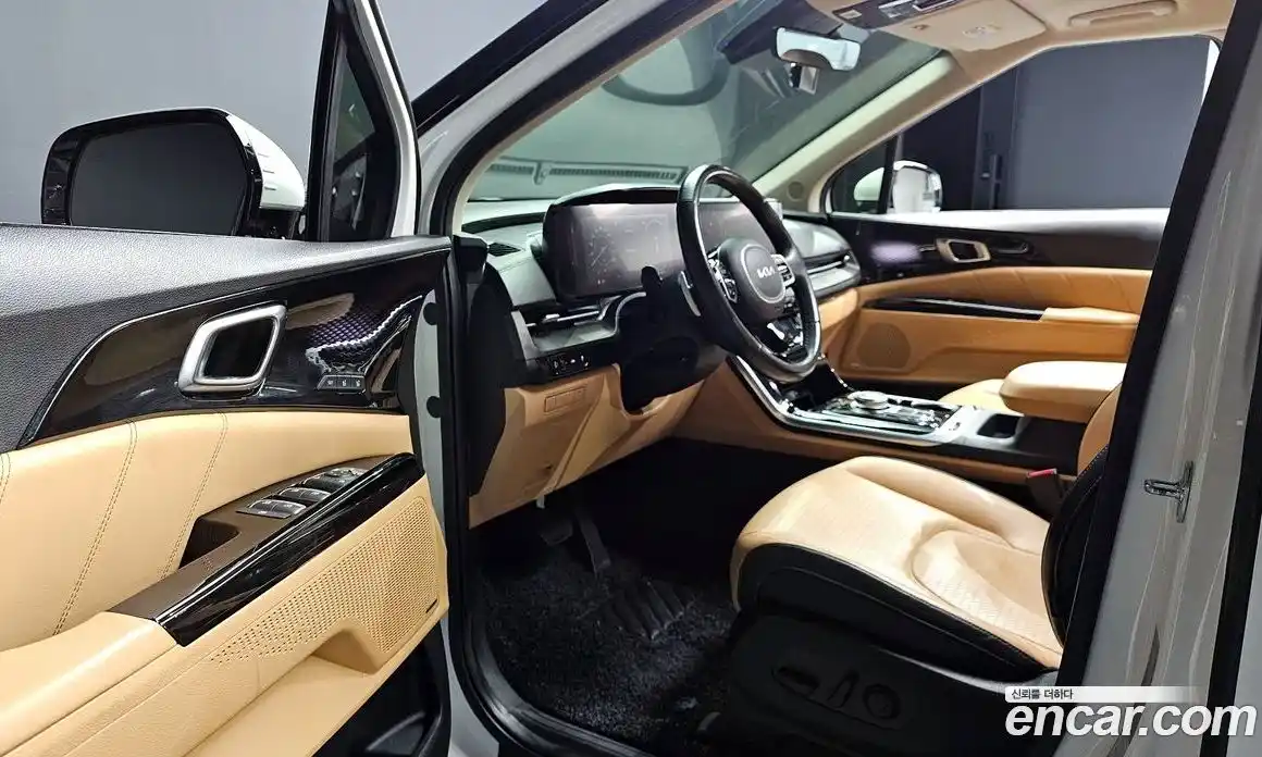 Kia Canival 2022 3.5 Автомат в Москве № 888324, фото 13