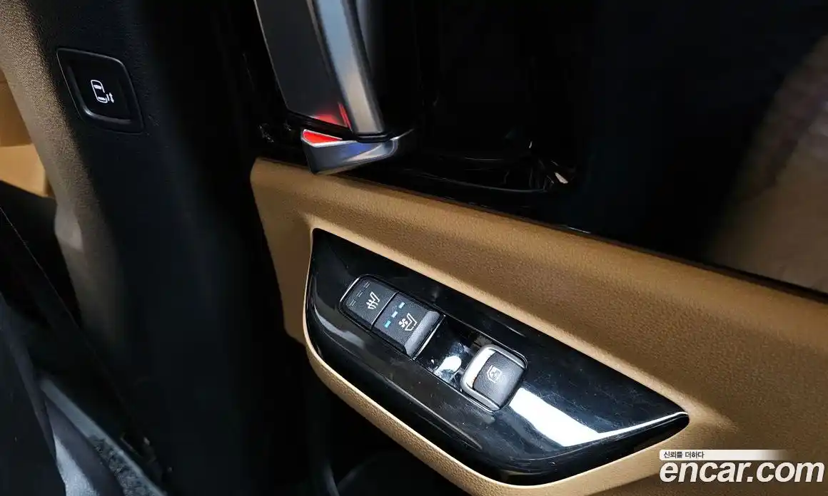 Kia Canival 2022 3.5 Автомат в Москве № 888324, фото 19