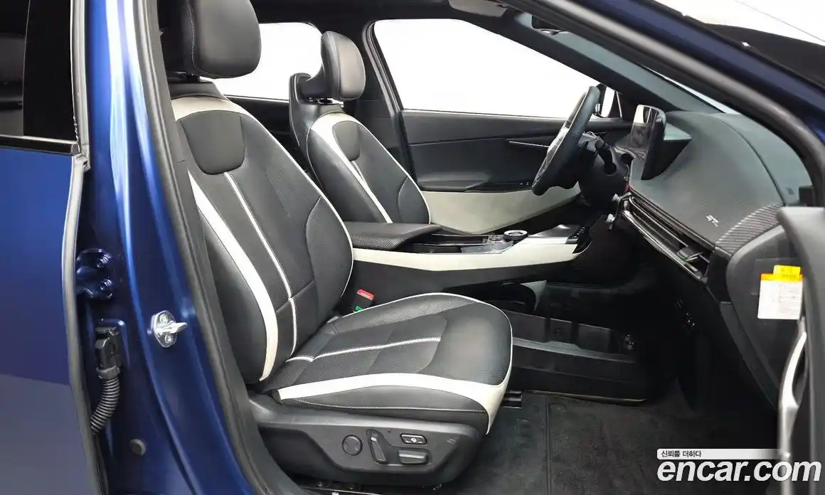 Kia EV6 2024 0.1 Автомат в Москве № 888337, фото 11