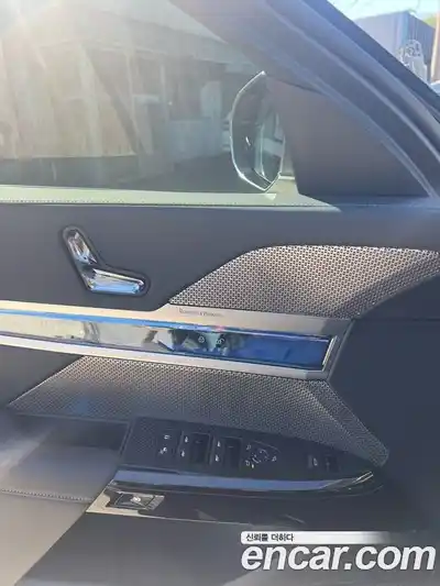 BMW 7-Series 2025 3.0 Автомат в Москве № 888425, миниатюра 7