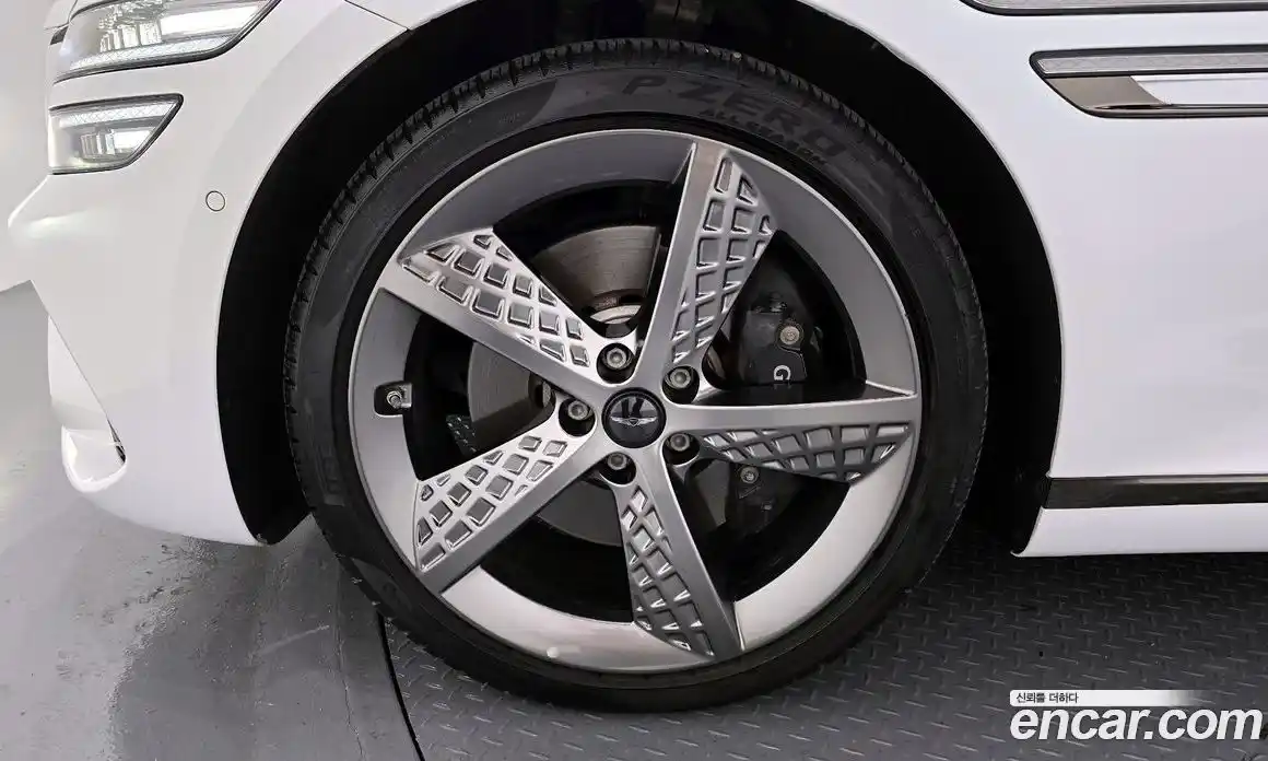 Genesis G80 2024 2.5 Автомат в Москве № 888569, фото 5