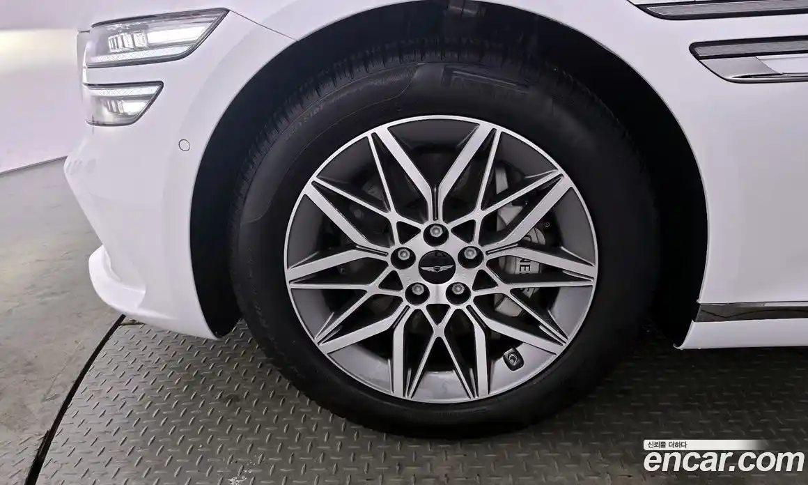 Genesis G80 2024 2.5 Автомат в Москве № 888575, фото 5