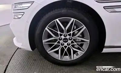 Genesis G80 2024 2.5 Автомат в Москве № 888575, миниатюра 5