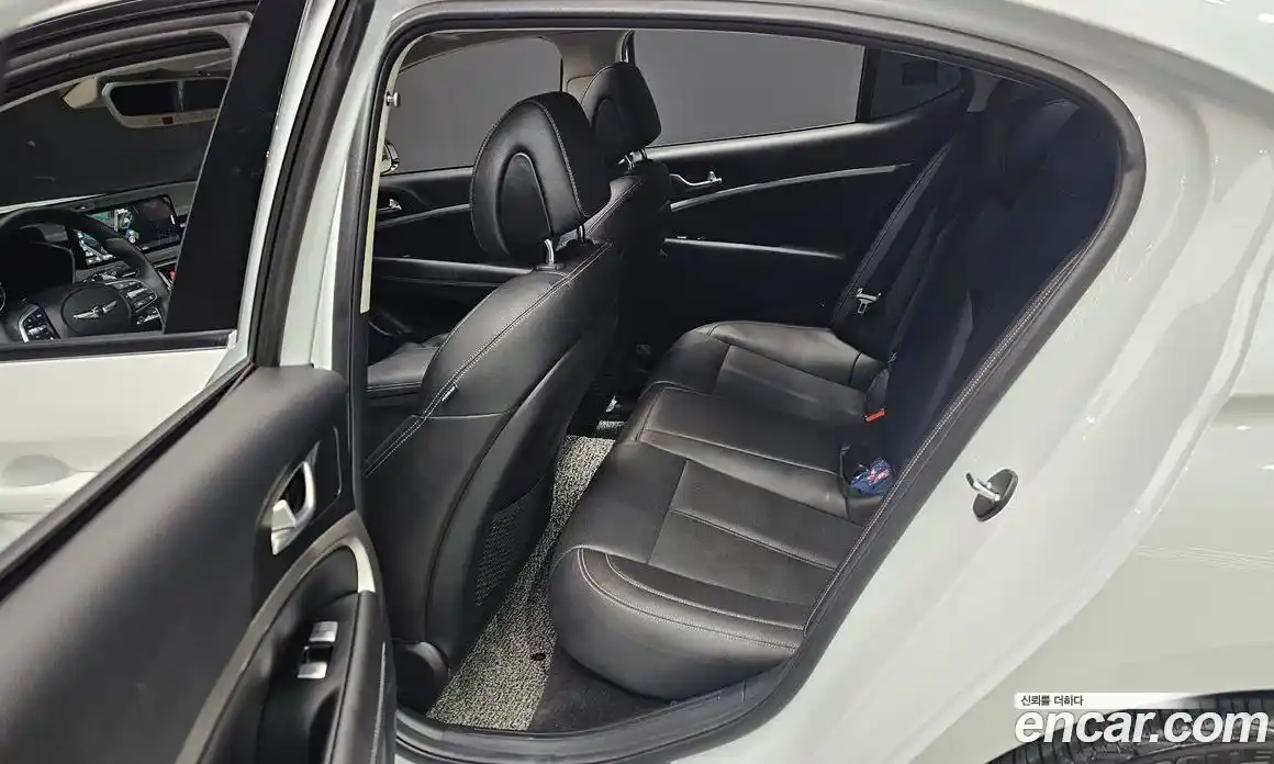 Genesis G70 2022 2.0 Автомат в Москве № 888827, фото 13