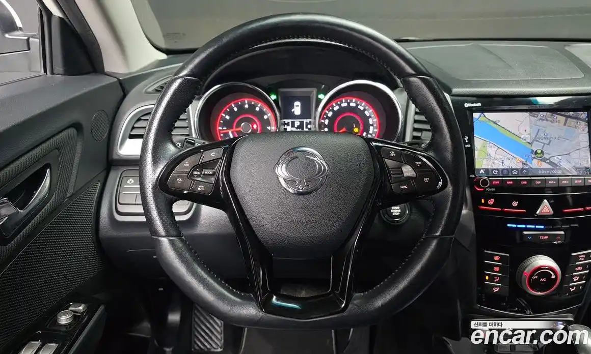 SsangYong TIBOLI 2018 1.6 Автомат в Москве № 889317, фото 13