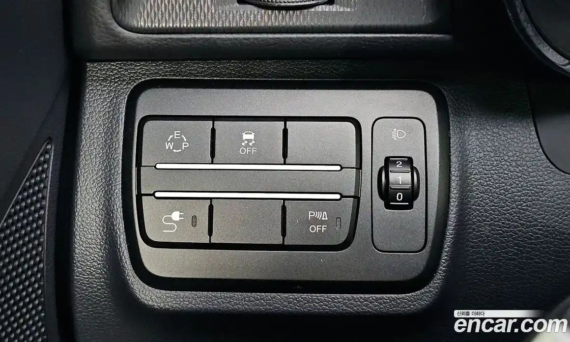 SsangYong TIBOLI 2016 1.6 Автомат в Москве № 889490, фото 14