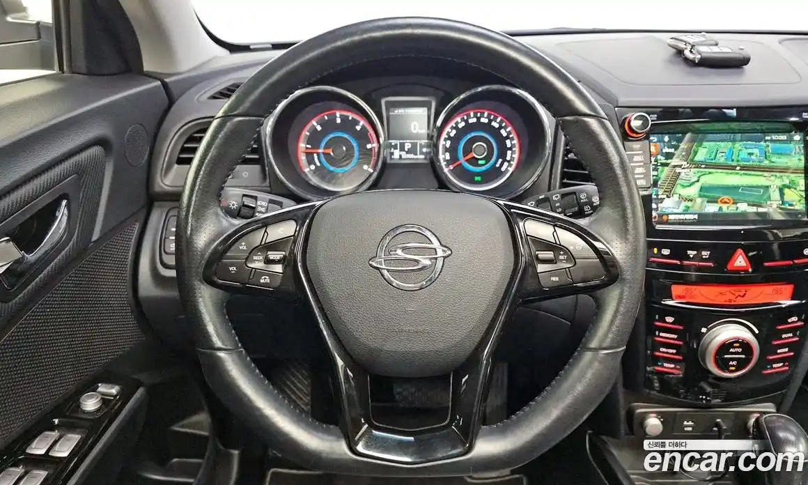 SsangYong TIBOLI 2016 1.6 Автомат в Москве № 889490, фото 15