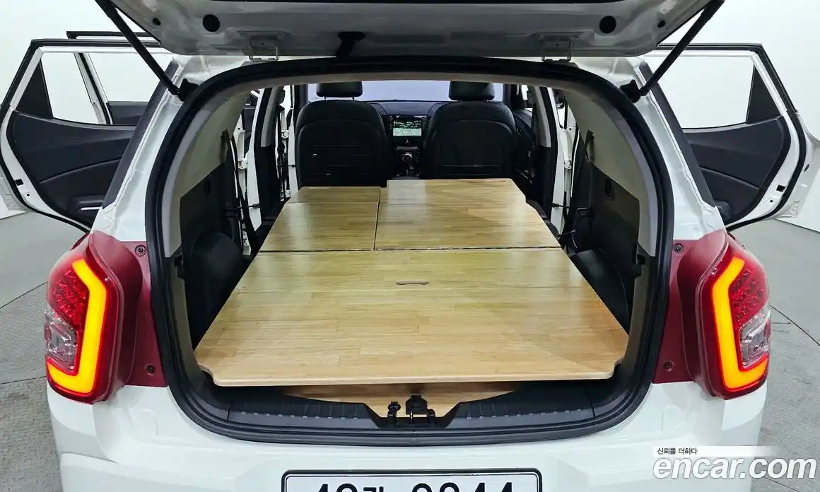 SsangYong TIBOLI 2016 1.6 Автомат в Москве № 889490, фото 20