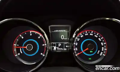 SsangYong TIBOLI 2016 1.6 Автомат в Москве № 889490, миниатюра 8