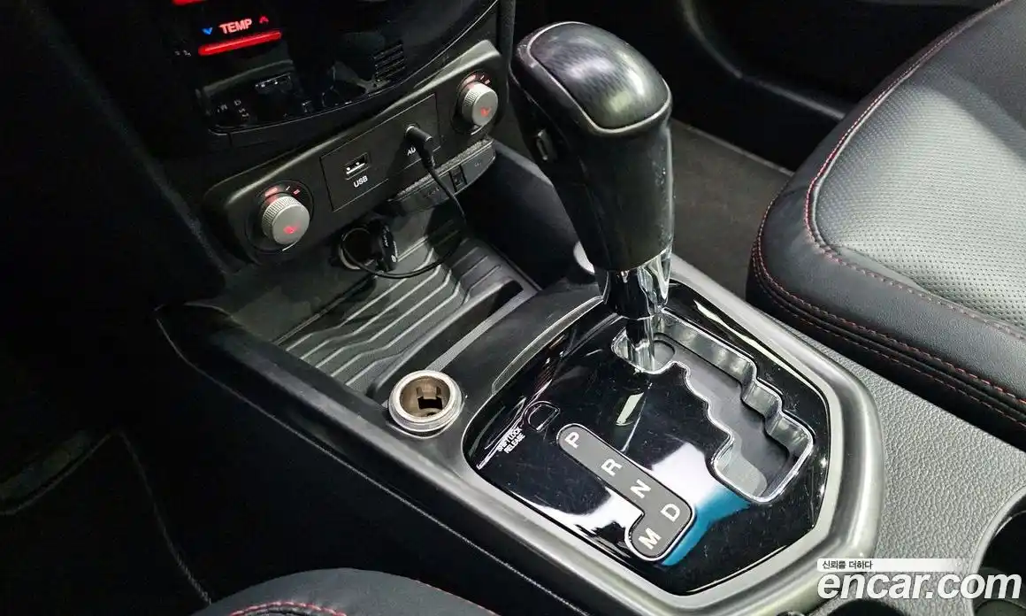 SsangYong TIBOLI 2016 1.6 Автомат в Москве № 889490, фото 9