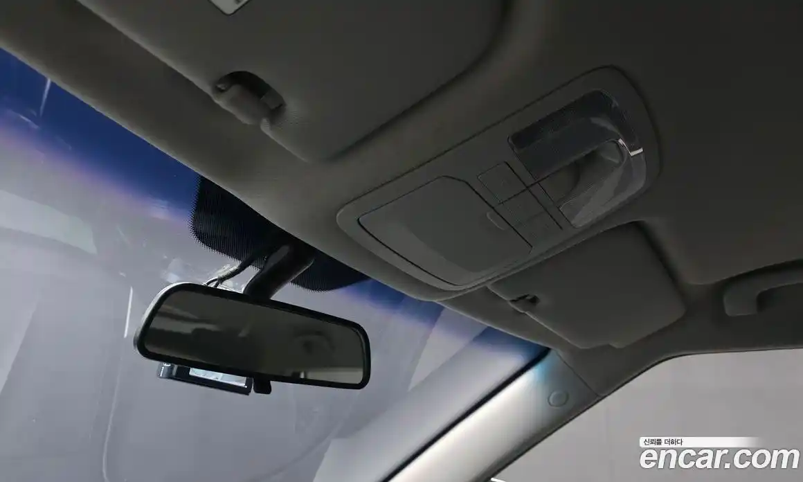 SsangYong TIBOLI 2018 1.6 Автомат в Москве № 889501, фото 16