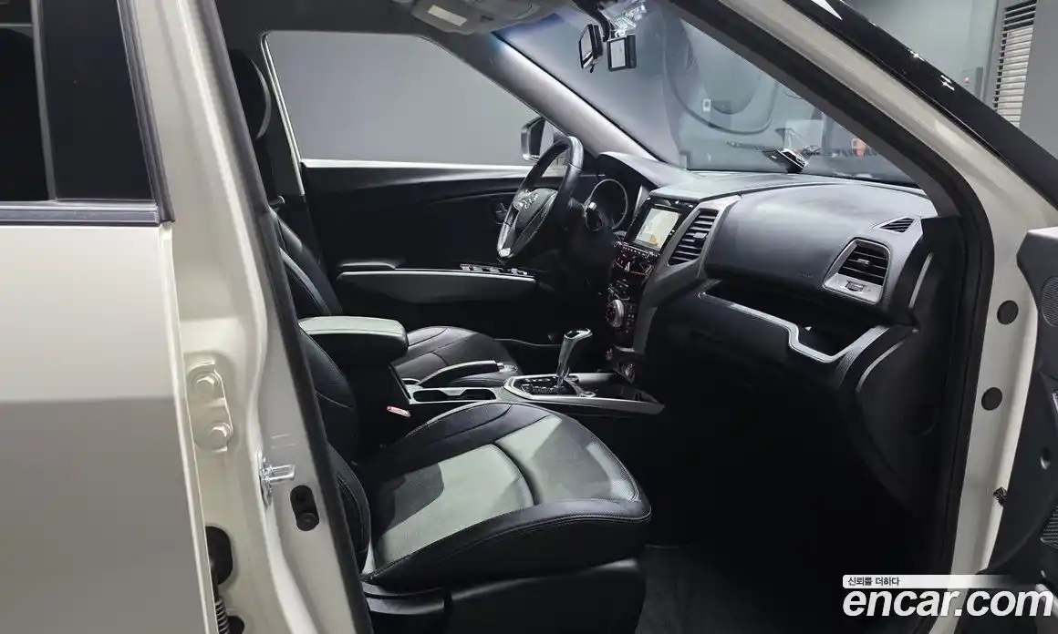 SsangYong TIBOLI 2018 1.6 Автомат в Москве № 889501, фото 10