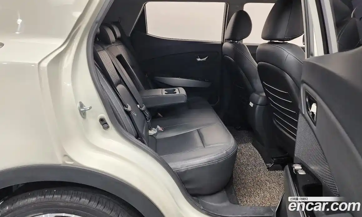 SsangYong TIBOLI 2018 1.6 Автомат в Москве № 889729, фото 12