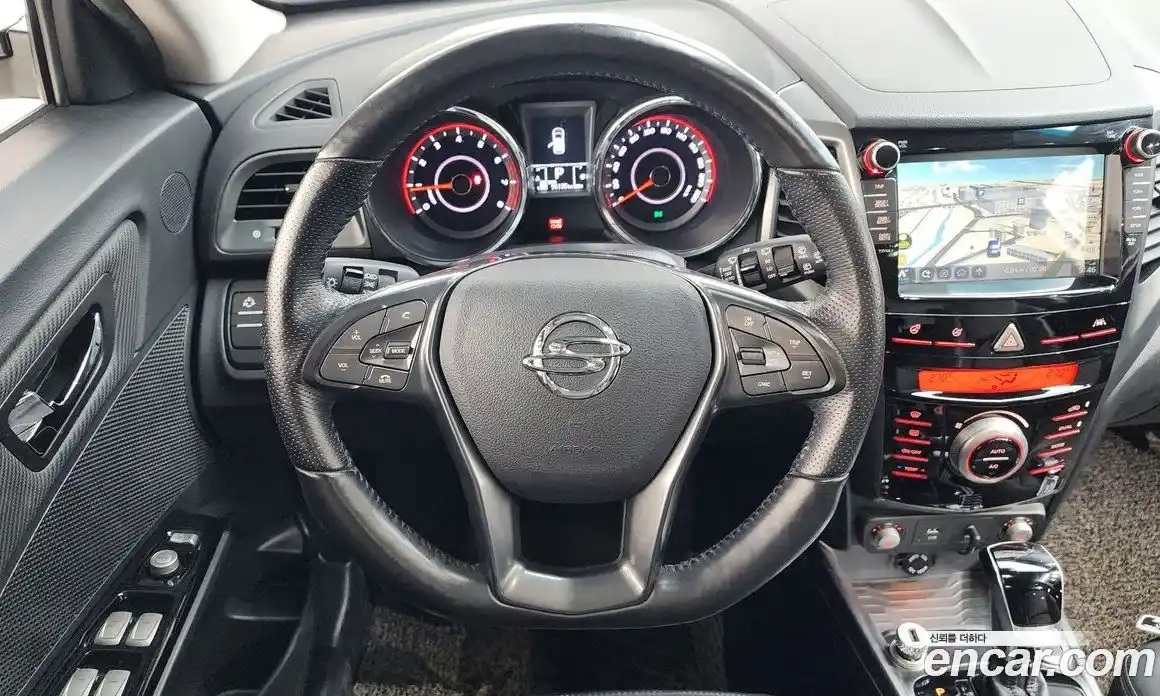 SsangYong TIBOLI 2018 1.6 Автомат в Москве № 889729, фото 13