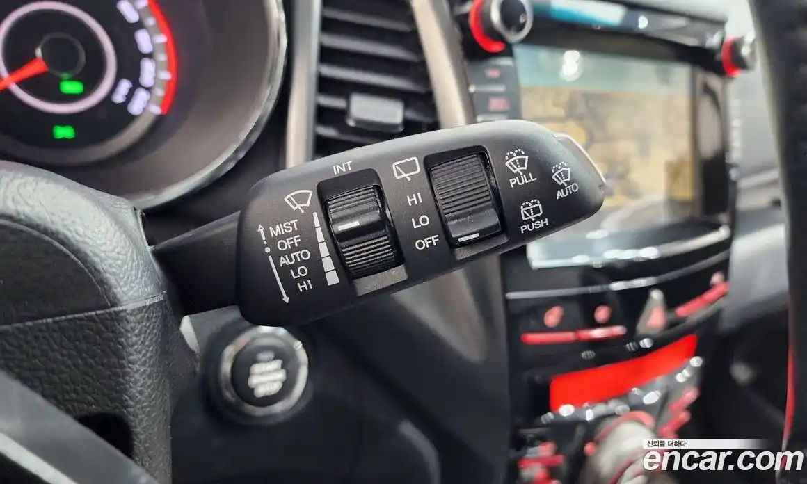 SsangYong TIBOLI 2018 1.6 Автомат в Москве № 889729, фото 18