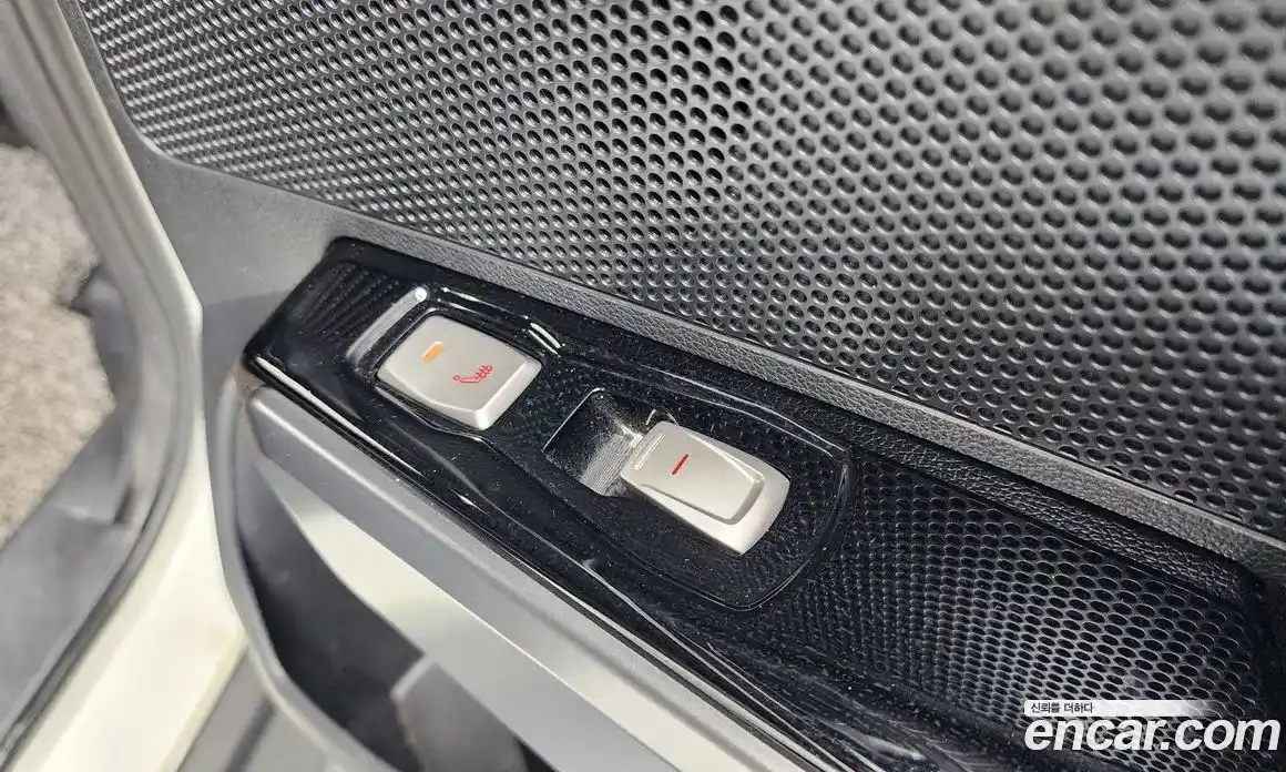 SsangYong TIBOLI 2018 1.6 Автомат в Москве № 889729, фото 19