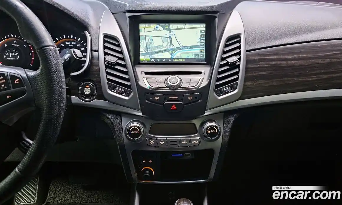 SsangYong Korando 2014 2.0 гидро в Москве № 889756, фото 15