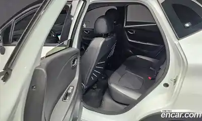 Renault QM3 2017 1.5 Автомат в Москве № 889778, миниатюра 12