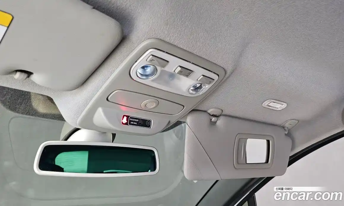 Renault QM3 2017 1.5 Автомат в Москве № 889778, фото 19