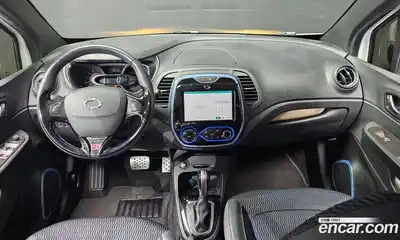 Renault QM3 2017 1.5 Автомат в Москве № 889778, миниатюра 7