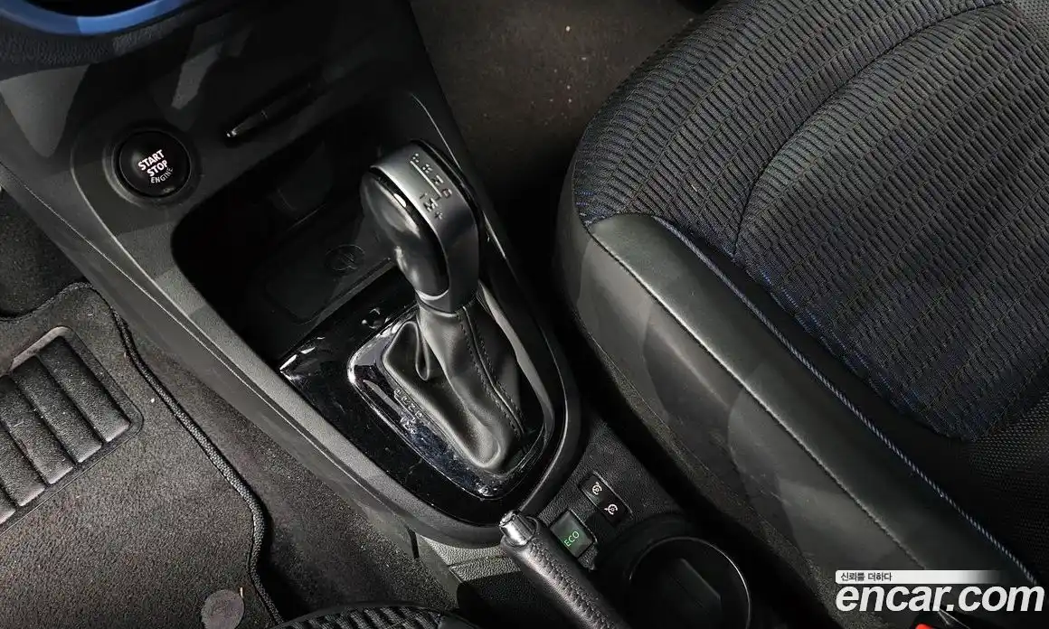 Renault QM3 2017 1.5 Автомат в Москве № 889778, фото 9