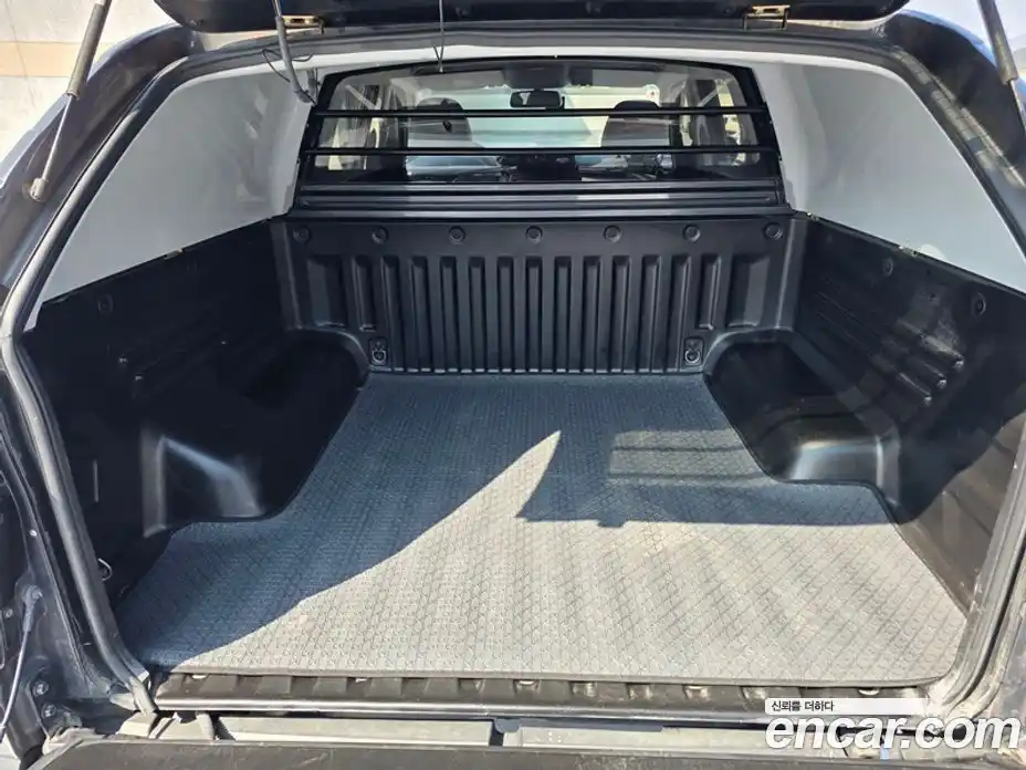 SsangYong Rexton 2018 2.2 Автомат в Москве № 889934, фото 11